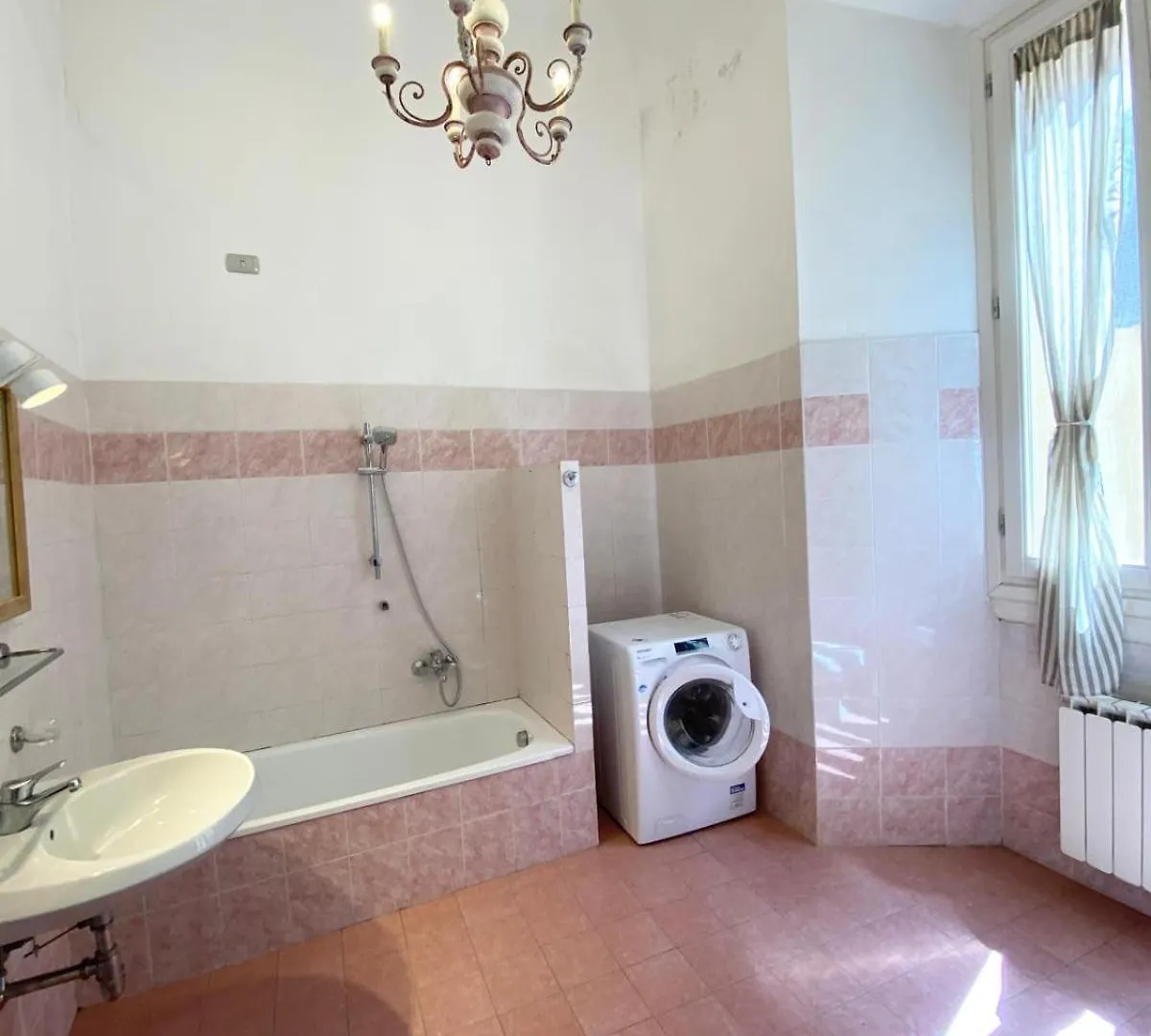 Greci 16 Bilo Daire Floransa