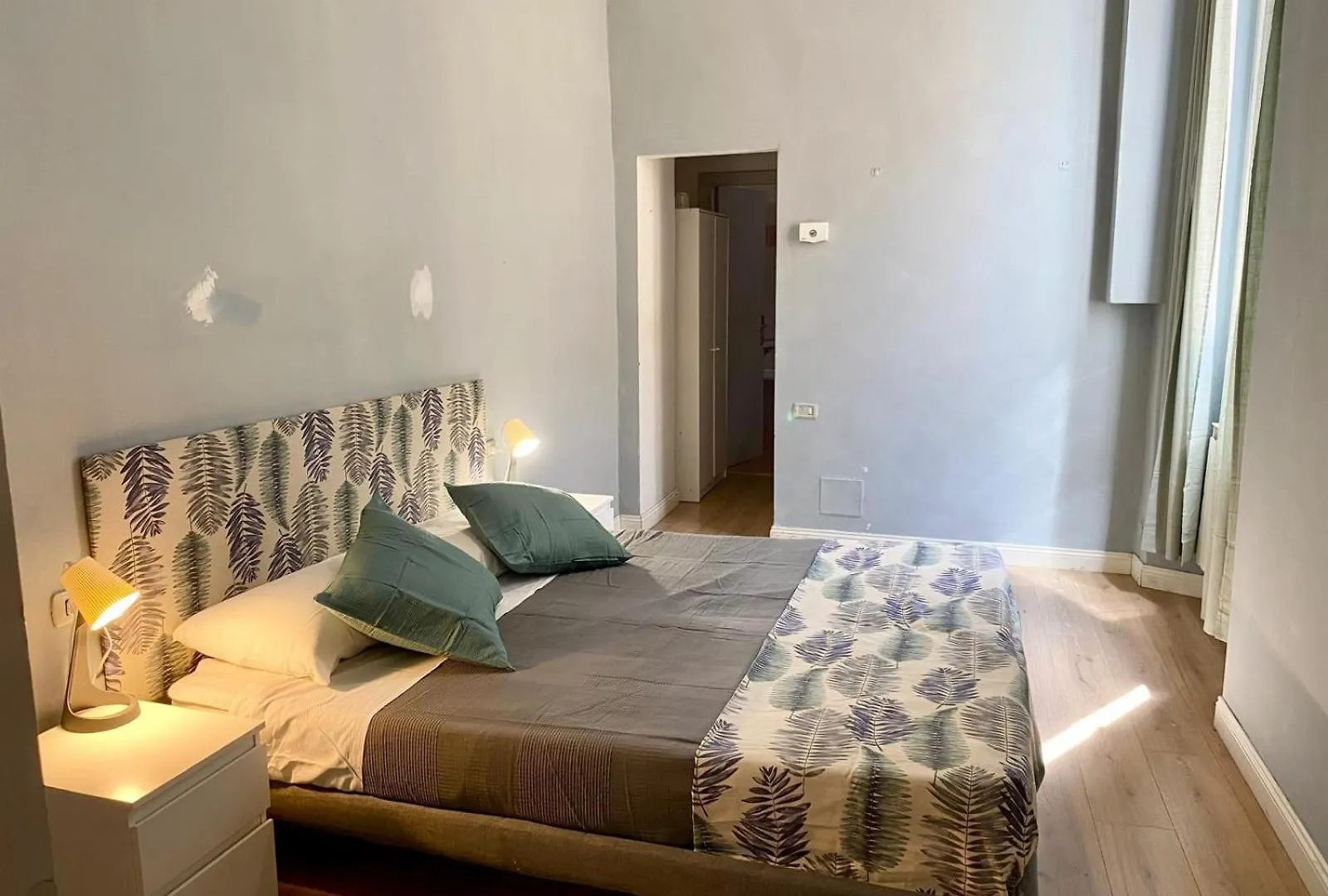Greci 16 Bilo Daire Floransa İtalya